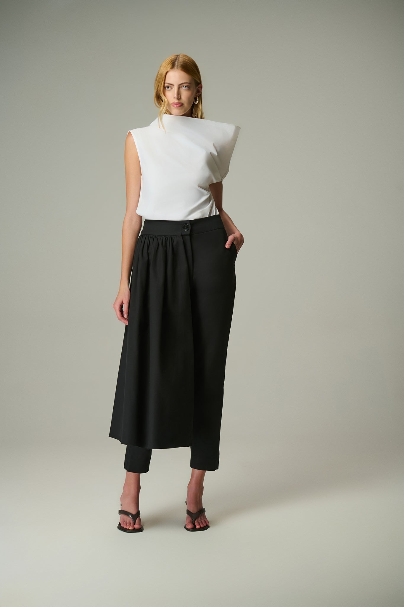Calça e blusa