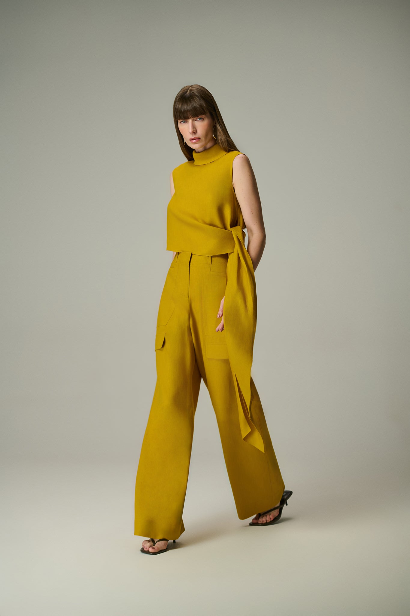 Calça e blusa