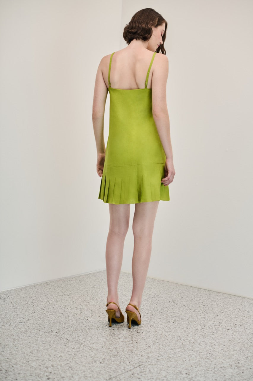 Vestido Curto Pregas